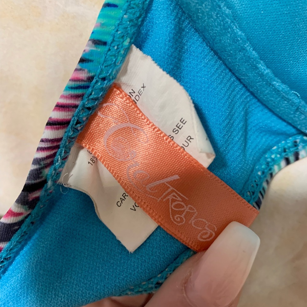 Bathing suit top - Picture 3 of 3